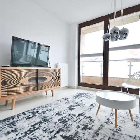 Apartament Kazimierza Wielkiego 5 Appartement Poznań Buitenkant foto