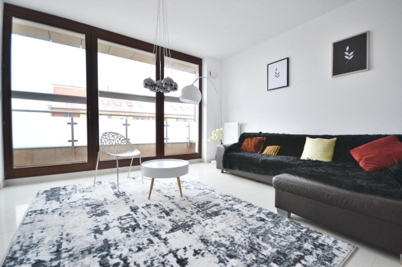 Apartament Kazimierza Wielkiego 5 Appartement Poznań Buitenkant foto