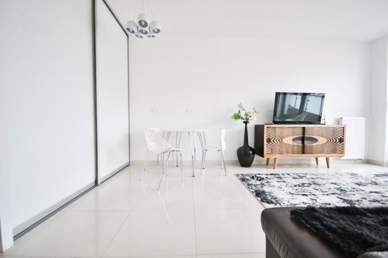 Apartament Kazimierza Wielkiego 5 Appartement Poznań Buitenkant foto